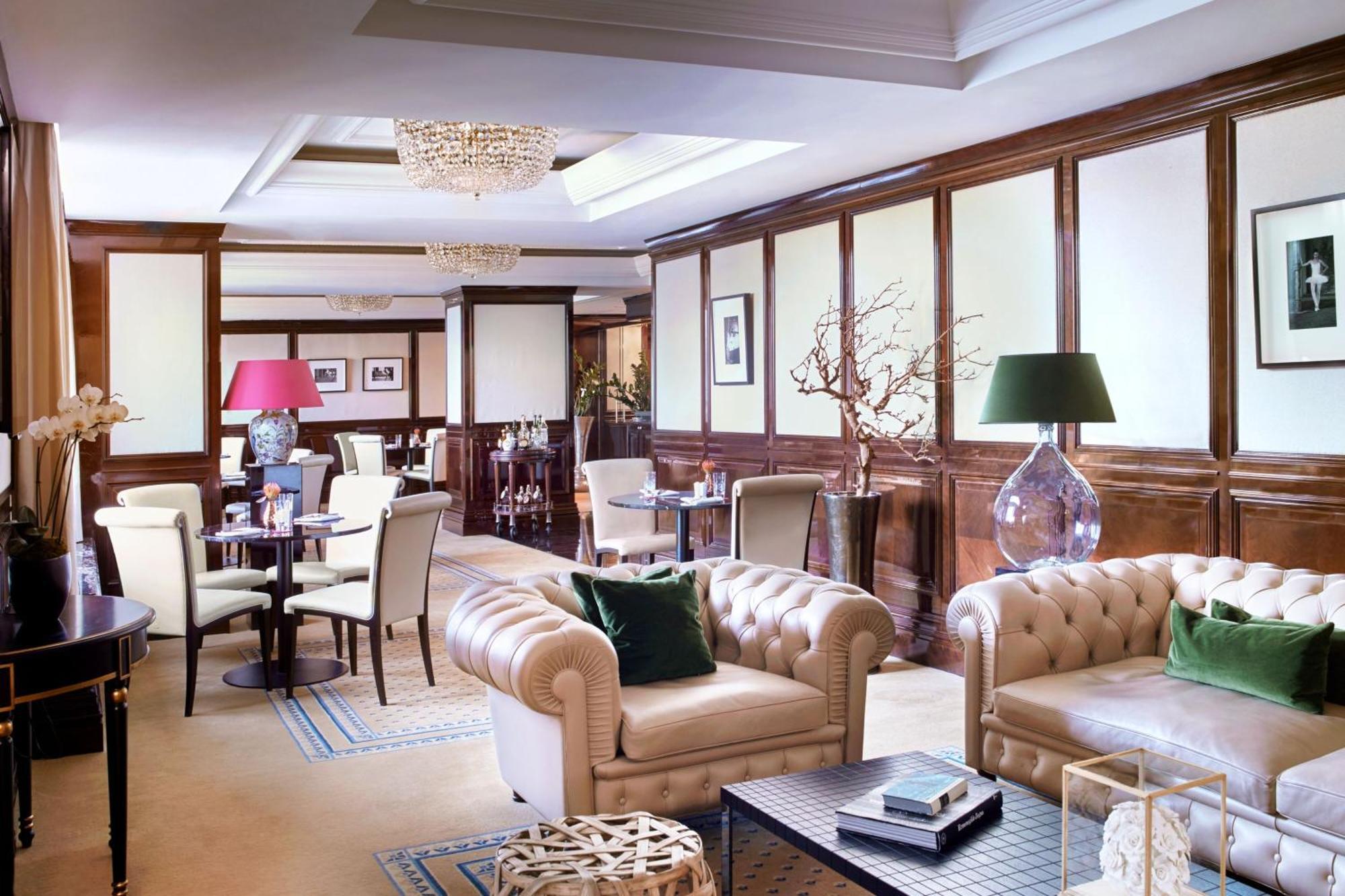The Ritz-carlton, Hotel